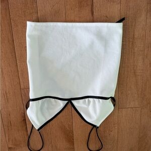 Women’s  black and white tie going out top